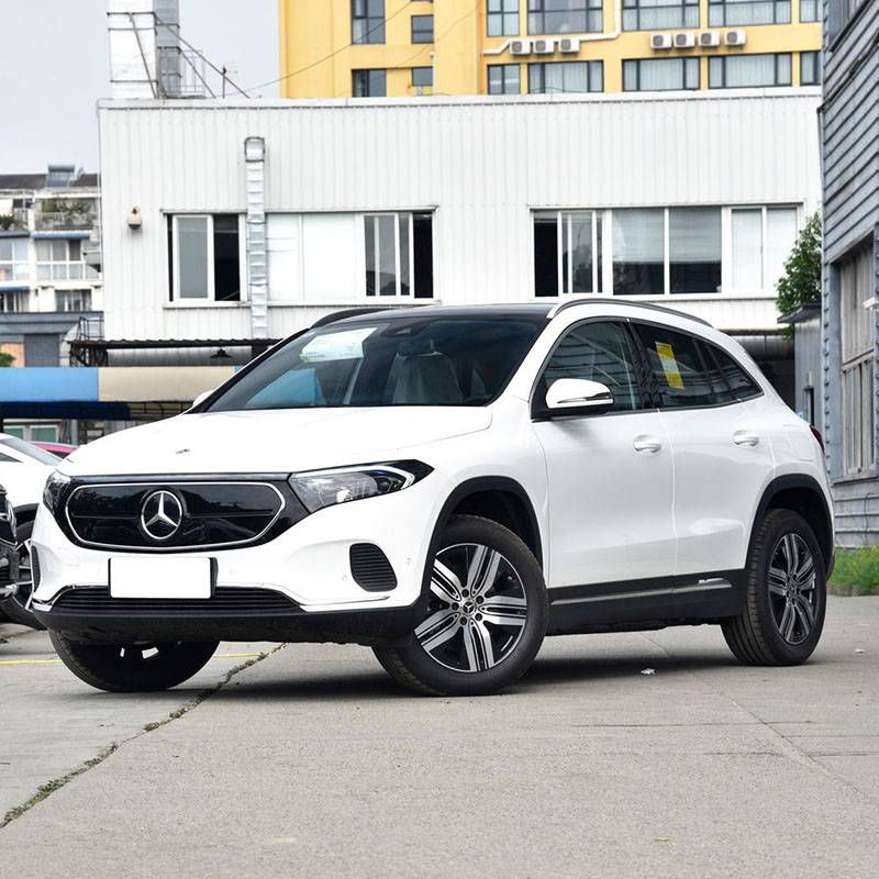Mercedes tsalle SUV
